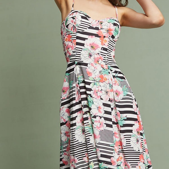 Yumi Kim Dresses & Skirts - Anthropologie Yumi Kim Bustier Floral/Stripe Dress